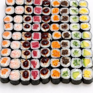 HOSOMAKI SET ( 80 szt. + 6 szt. gratis ) Waga : 1.300 kg.